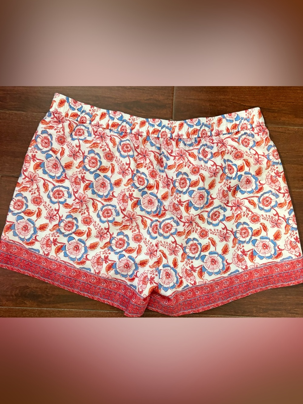 Vineyard Vines Floral Print Elastic Waist Shorts NWT Lined S-L 100% Cotton